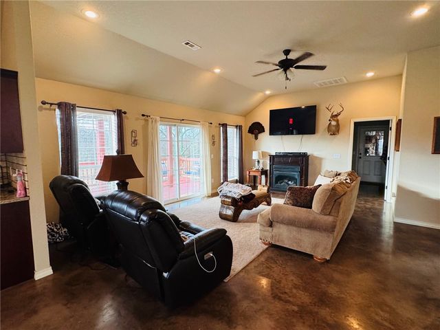 104 County Road 8491, Green Forest, AR 72638