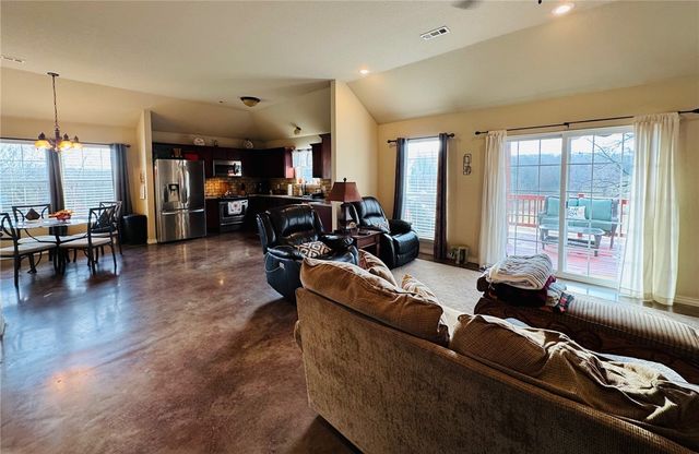 104 County Road 8491, Green Forest, AR 72638