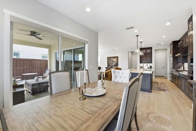 3544 Panorama Dr, Folsom, CA 95630