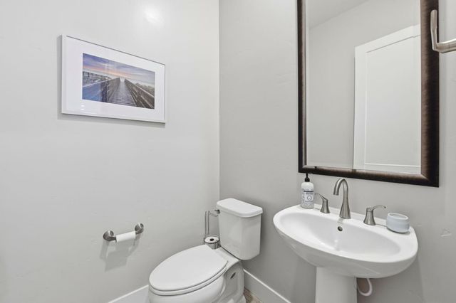 3544 Panorama Dr, Folsom, CA 95630