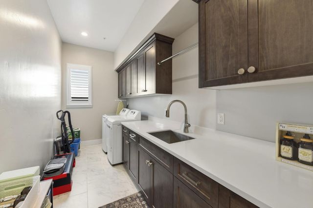 3544 Panorama Dr, Folsom, CA 95630