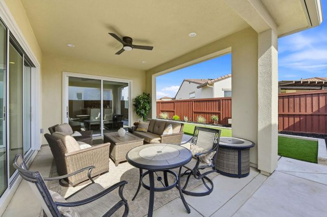 3544 Panorama Dr, Folsom, CA 95630