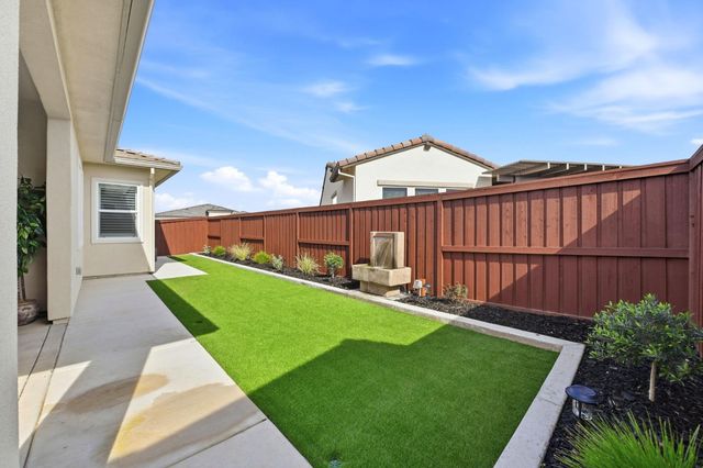 3544 Panorama Dr, Folsom, CA 95630