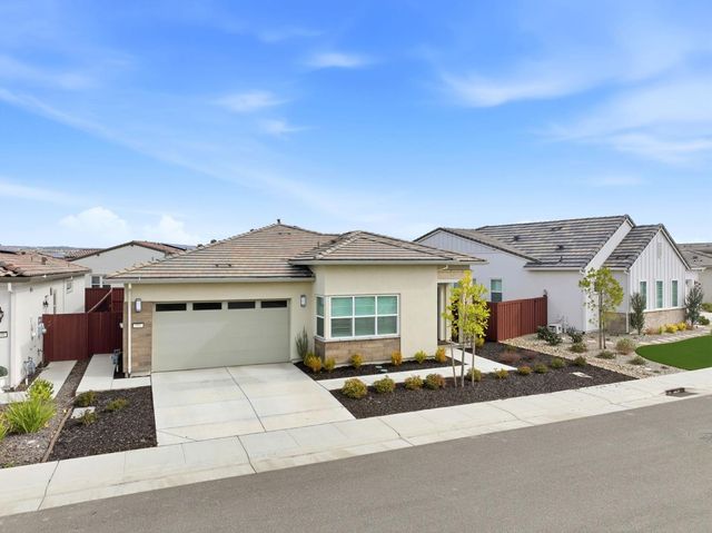 3544 Panorama Dr, Folsom, CA 95630