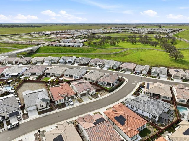 3544 Panorama Dr, Folsom, CA 95630