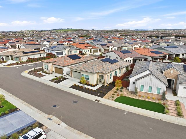 3544 Panorama Dr, Folsom, CA 95630