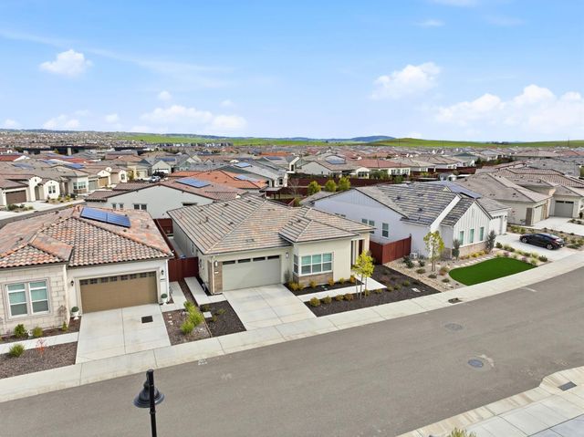 3544 Panorama Dr, Folsom, CA 95630