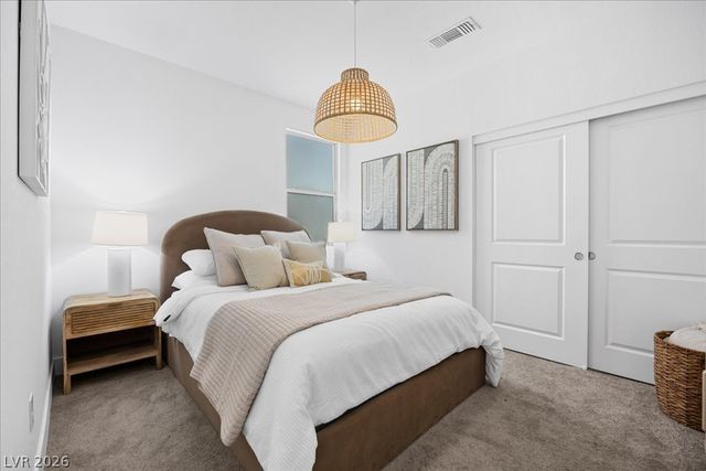10232 Eden Mountain Street, Las Vegas, NV 89141