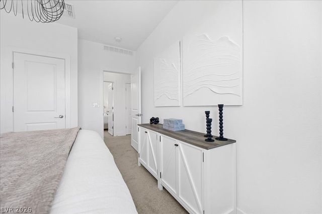 10232 Eden Mountain Street, Las Vegas, NV 89141