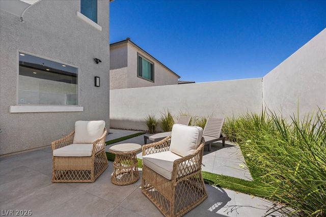 10232 Eden Mountain Street, Las Vegas, NV 89141