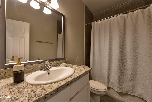 477 DESERTS Drive, Socorro, TX 79927