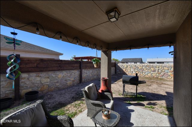 477 DESERTS Drive, Socorro, TX 79927