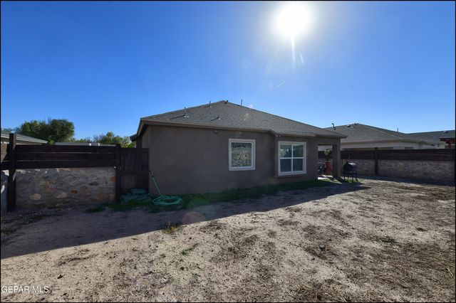 477 DESERTS Drive, Socorro, TX 79927