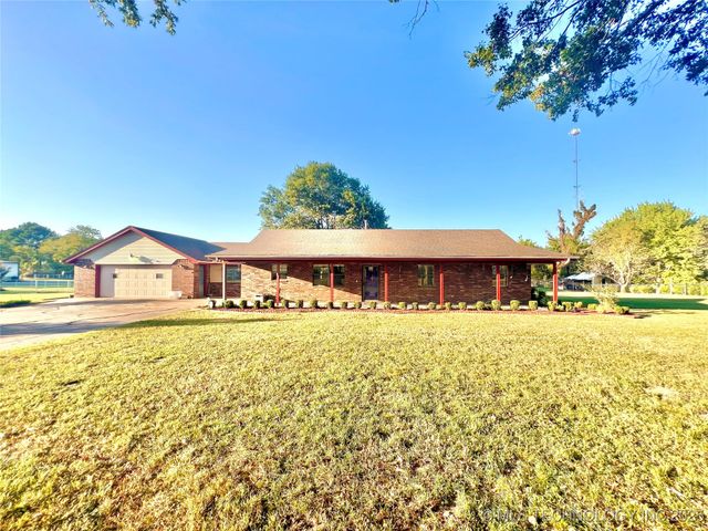 140 W Harris Road, Muskogee, OK 74401