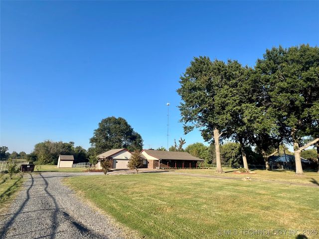 140 W Harris Road, Muskogee, OK 74401