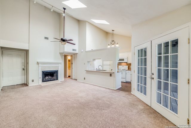 8611 Datapoint Dr Apt 64, San Antonio, TX 78229