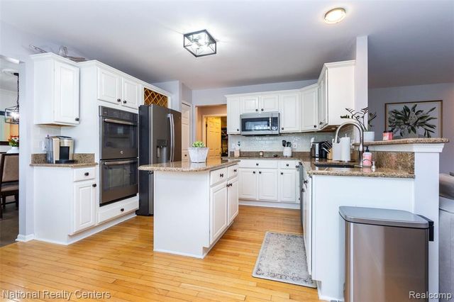 46694 Crosswick, Canton, MI 48187