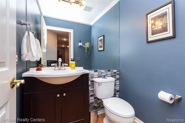 46694 Crosswick, Canton, MI 48187