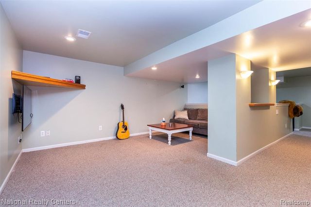 46694 Crosswick, Canton, MI 48187