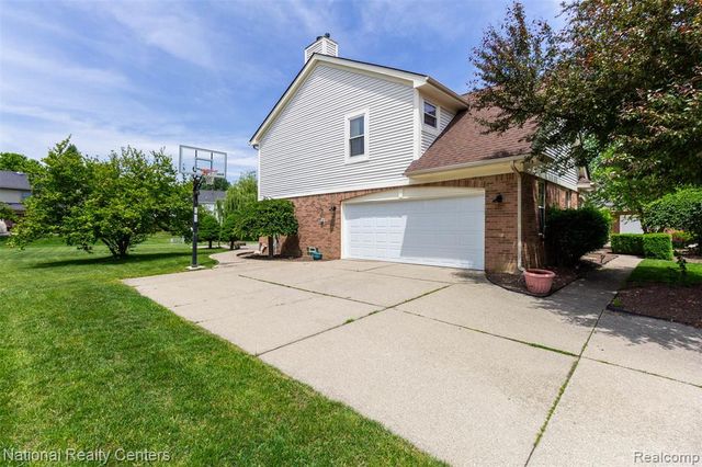 46694 Crosswick, Canton, MI 48187