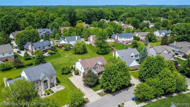 46694 Crosswick, Canton, MI 48187
