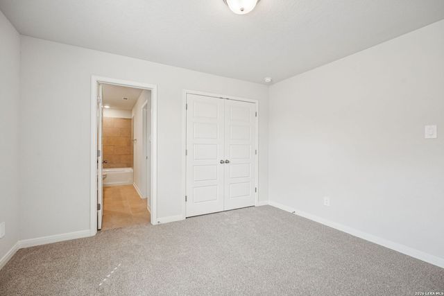 927 Earp Blvd, San Antonio, TX 78260