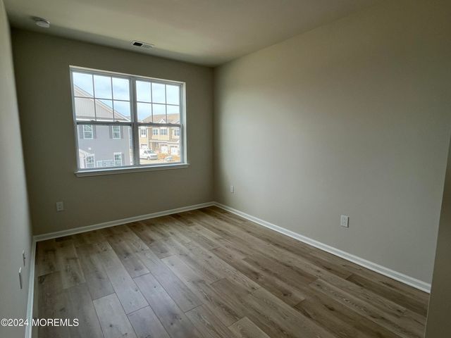 36 Chapel Lane, Wall, NJ 07753