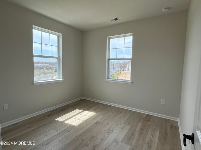 36 Chapel Lane, Wall, NJ 07753