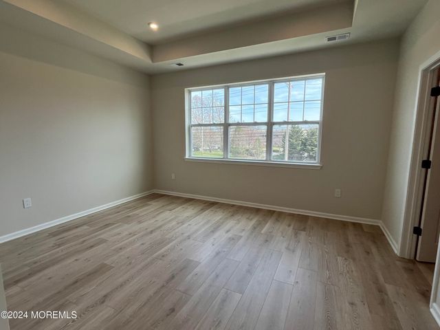 36 Chapel Lane, Wall, NJ 07753