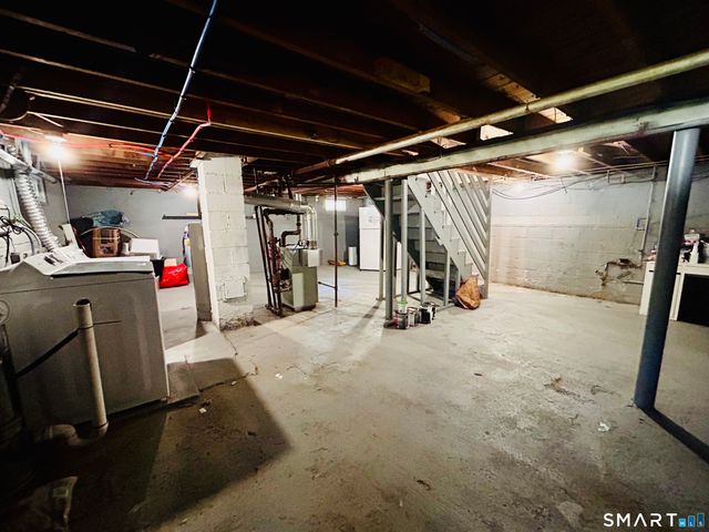 63 Cherry Lane, West Haven, CT 06516