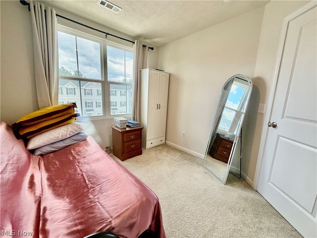 114 Slate Ridge Drive 9, Barberton, OH 44203