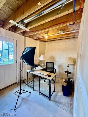 114 Slate Ridge Drive 9, Barberton, OH 44203