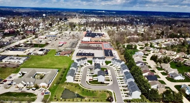 114 Slate Ridge Drive 9, Barberton, OH 44203