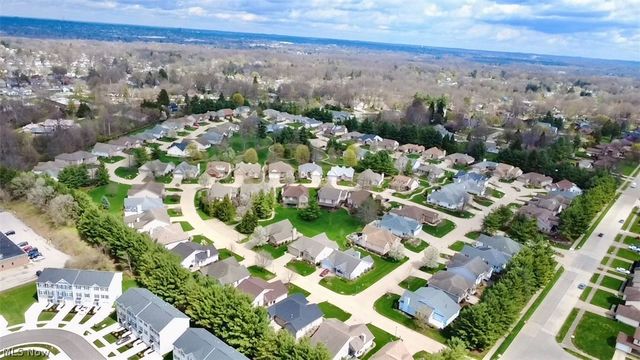 114 Slate Ridge Drive 9, Barberton, OH 44203