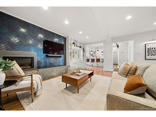 4949 E 6th Avenue Pkwy, Denver, CO 80220