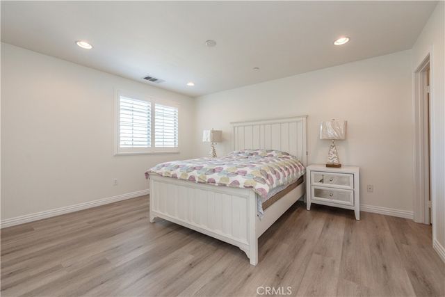 142 Full Moon, Irvine, CA 92618