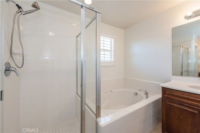 142 Full Moon, Irvine, CA 92618