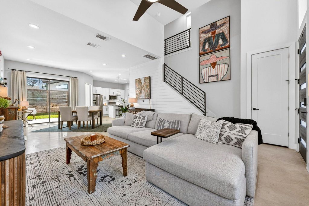 5313 Woodrow Ave 1, Austin, TX 78756