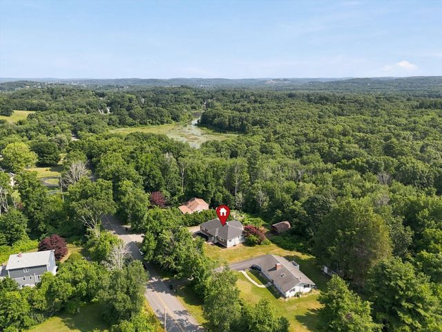 24 Uptack Rd, Groveland, MA 01834