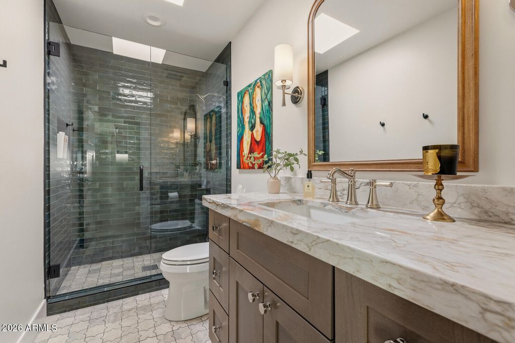 Image 22 of property listing at 7328 E TUCKEY Lane, Scottsdale, AZ 85250