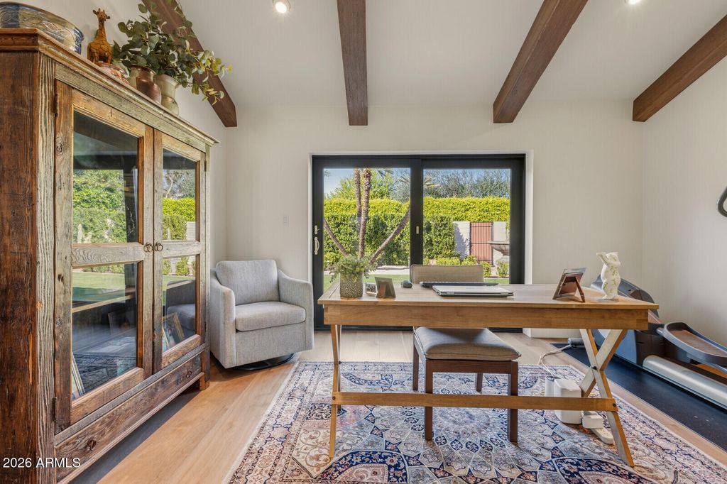 Image 23 of property listing at 7328 E TUCKEY Lane, Scottsdale, AZ 85250