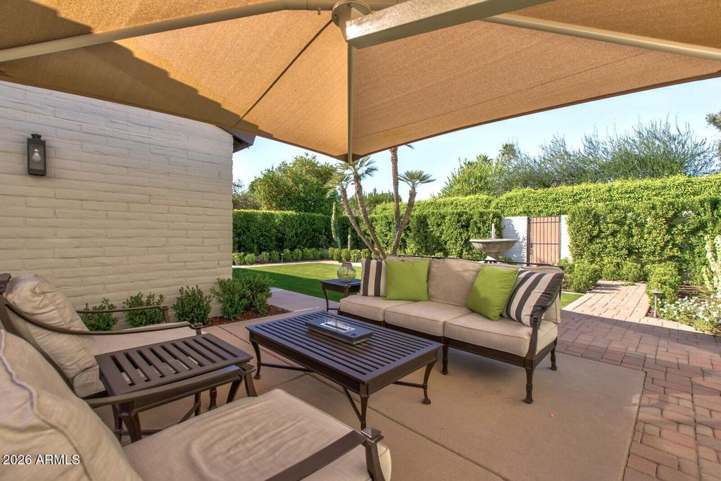 Image 26 of property listing at 7328 E TUCKEY Lane, Scottsdale, AZ 85250