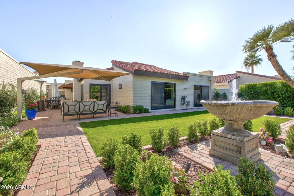 Image 28 of property listing at 7328 E TUCKEY Lane, Scottsdale, AZ 85250