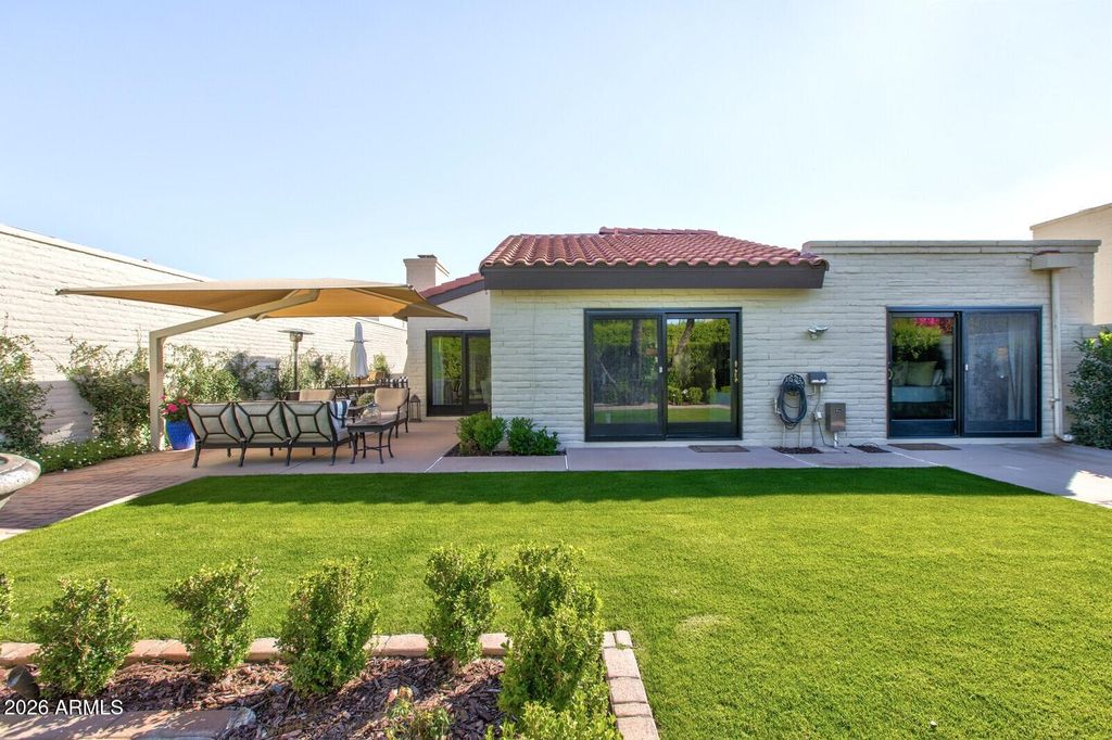 Image 29 of property listing at 7328 E TUCKEY Lane, Scottsdale, AZ 85250