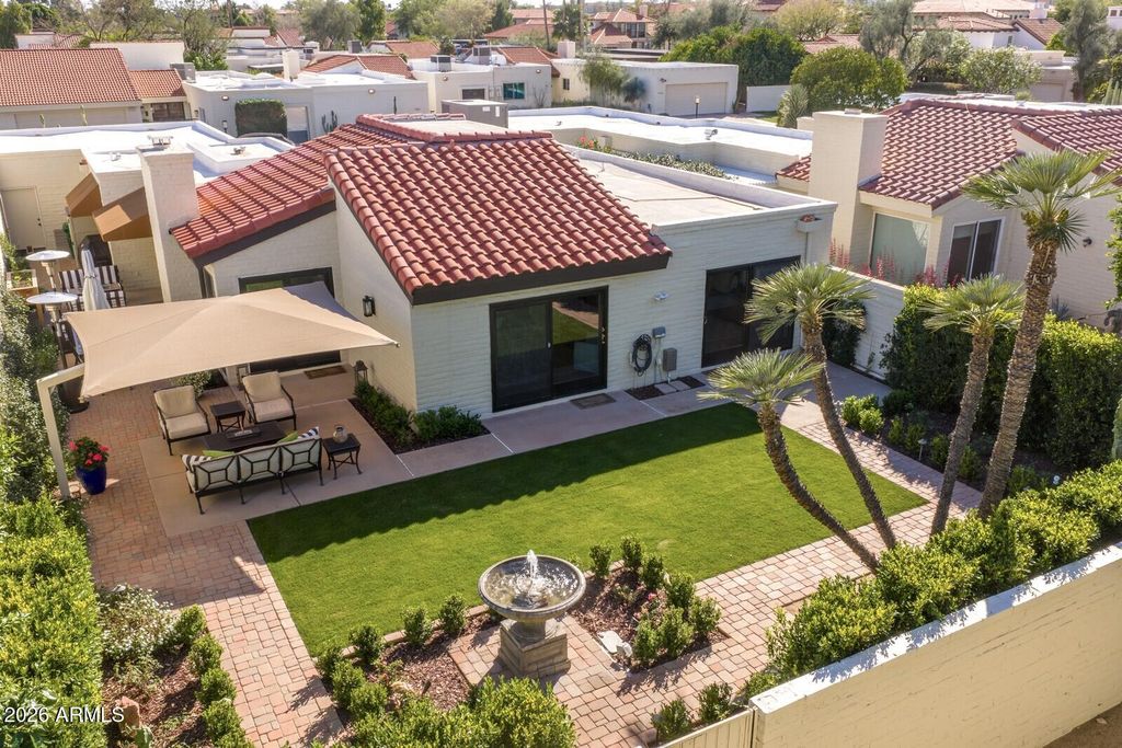 Image 31 of property listing at 7328 E TUCKEY Lane, Scottsdale, AZ 85250