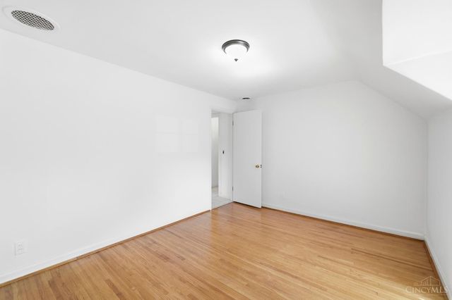 3841 Kilbourne Avenue, Cincinnati, OH 45209