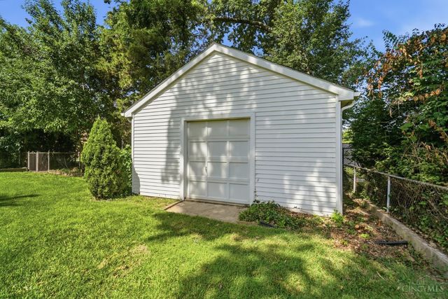 3841 Kilbourne Avenue, Cincinnati, OH 45209