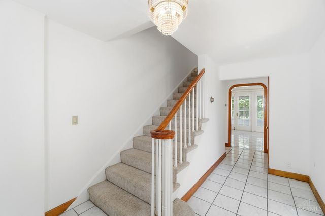 3841 Kilbourne Avenue, Cincinnati, OH 45209
