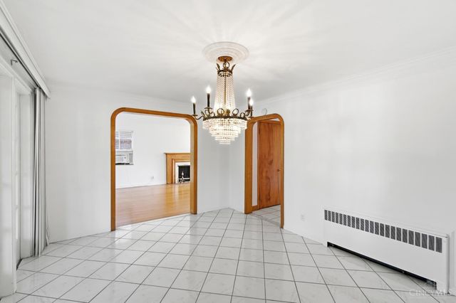 3841 Kilbourne Avenue, Cincinnati, OH 45209