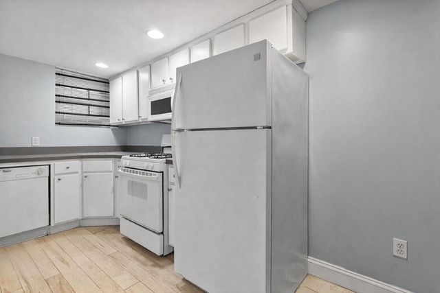 1170 Massachusetts Ave 2, Cambridge, MA 02138